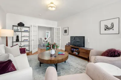 36 Dwight St #4