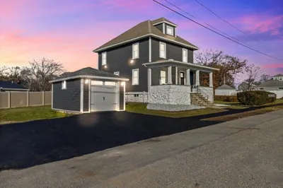 27 Bacon Ave
