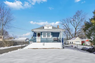 12 Stebbins Street