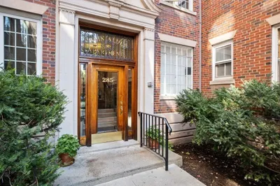 285 Harvard St #205