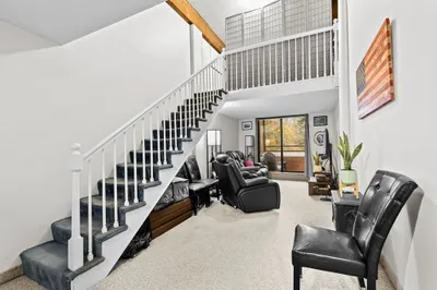 96 Old Colony Ave #112