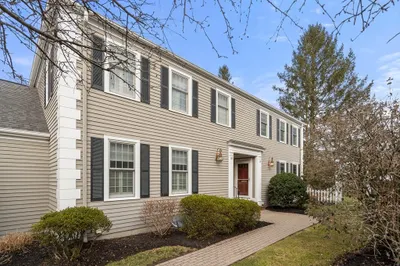 18 Prentiss Place #18 1