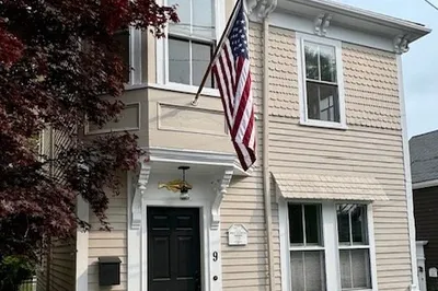 9 Tucker Street