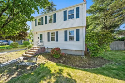 40 Mamie Rd