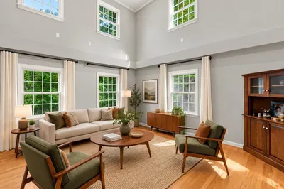 87 Montague Rd 1