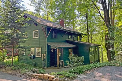 18 West Lane