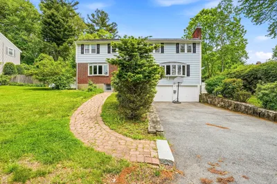 57 Lanewood Ave 1