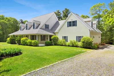 97 Harbor Dr 1