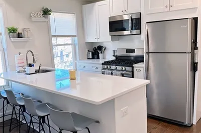 45 Alexander St #2