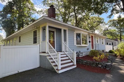 9 Eclipse Ave 1