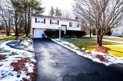 30 Handel Rd 1