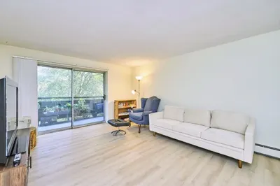 32 Whites Ave #E442