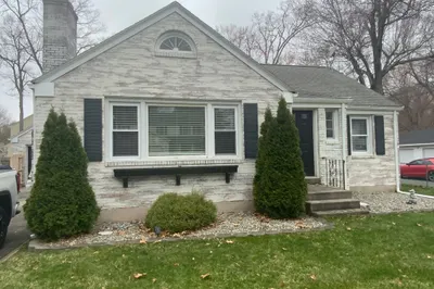 86 Peekskill Ave