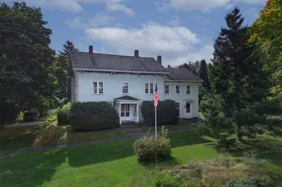 14 Maple St