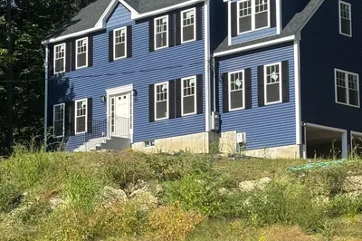 39 Hosmer St 1