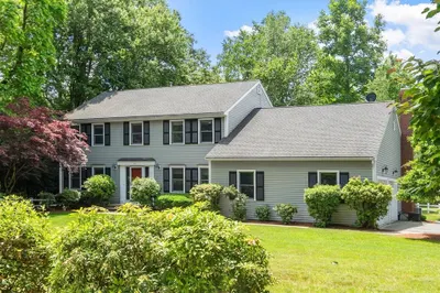 35 Plain Road 1