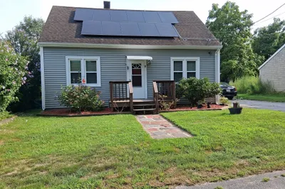 9 Velvet Ave 1