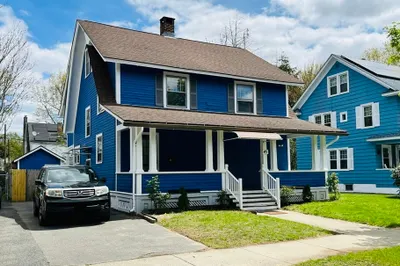 45 Eton St