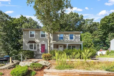 7 Ward Farm Circle 1