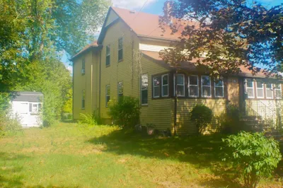 166 Arlington St 1