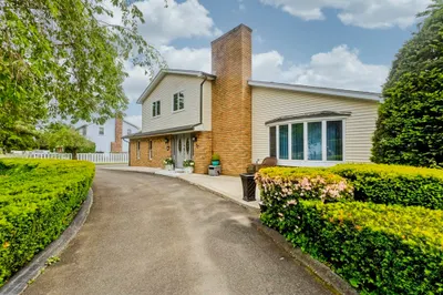 77 Glendale Rd 1