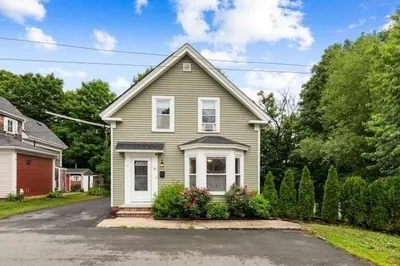 30 East Greenwood St 1