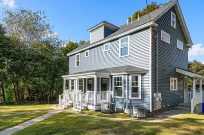28 Waltham Street #B
