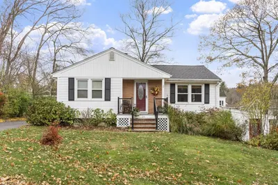 26 Long Lake Rd 1