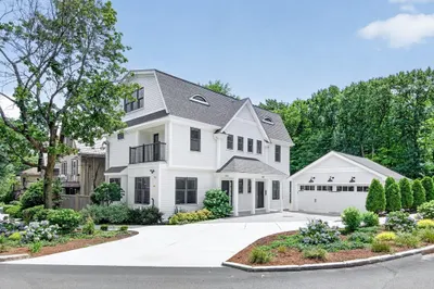101 Sumner Road #1 1