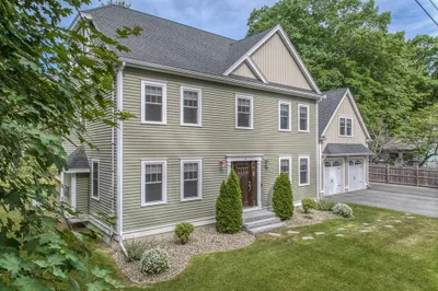 38 Pine Road 1