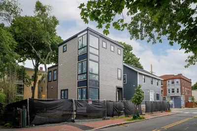 490 Putnam Aveue #490