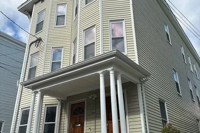 91 Marion St #3