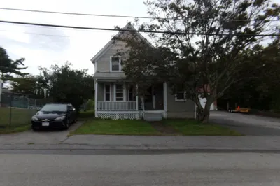 50 Davis Ave 1