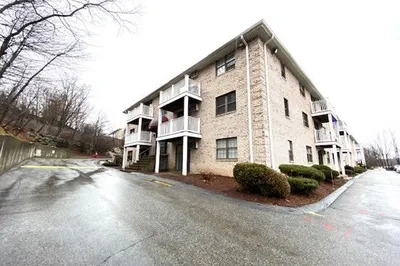 18 Kenmar Dr #148 1