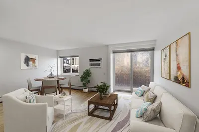 80 Main St #4