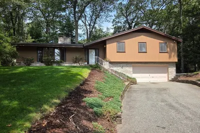59 Johnson Rd