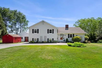 158 Whitehall Rd 1