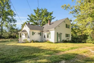 2 Jewell Hill Rd