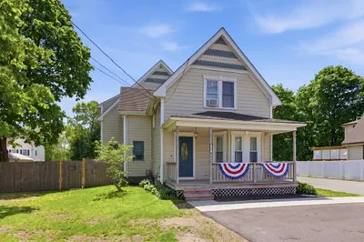 107 Plain Street #2 1