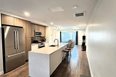 139 Hyde PArk Ave #A 1