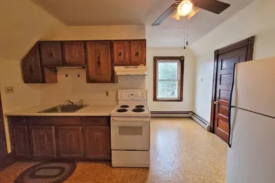 168 Elm St #3
