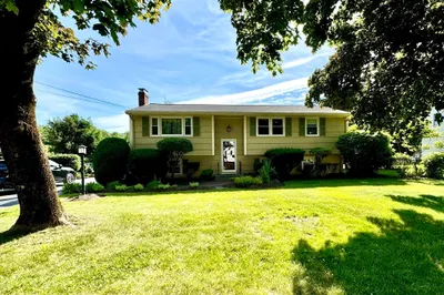 468 Hancock St 1