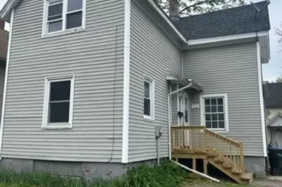 75 Sherman St 1