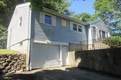 33 Ontario Drive