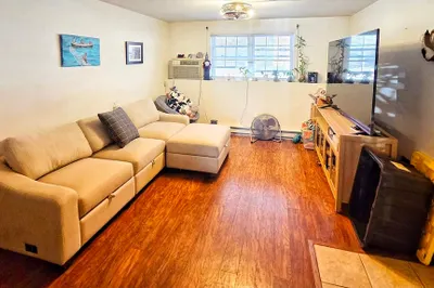 3 Maple Crest Cir #B 1