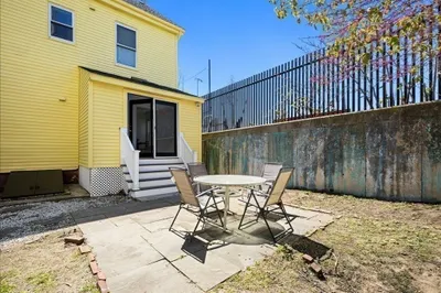 9 Allen Ct #9 1