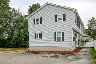 18 Massasoit Rd #B 1