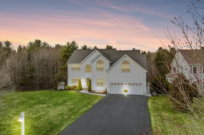 373 Finch Rd 1