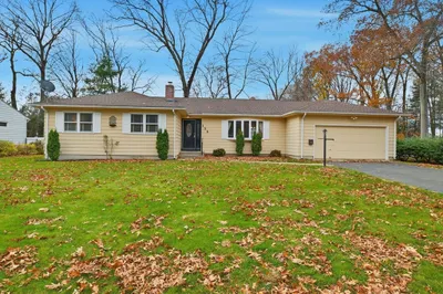 136 Fenwood Road