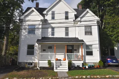 111 Holt St #111